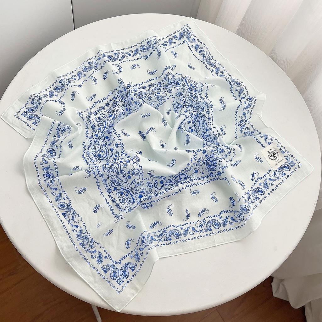 Trend Street European and American Cashew Nut Flower Cotton Square Scarf 61cm Head Scarf Silk Scarf Waist Fashion Multifunctional Silk Scarf
