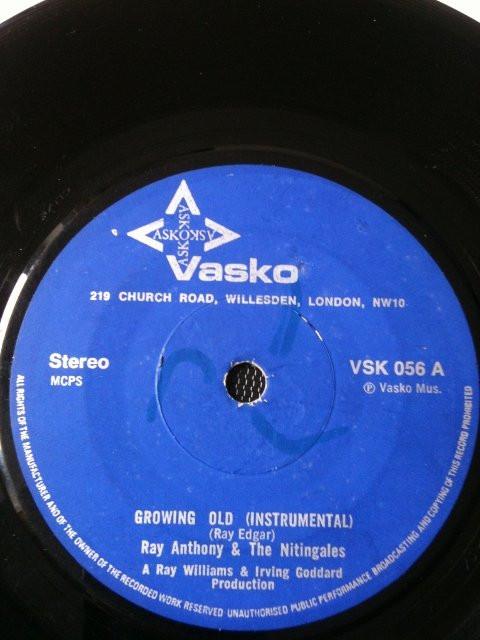 7-дюймовая пластинка RAY ANTHONY THE NITINGALES Growing Old Instrumental VSK056 VASKO UK SoulFunk Б/у
