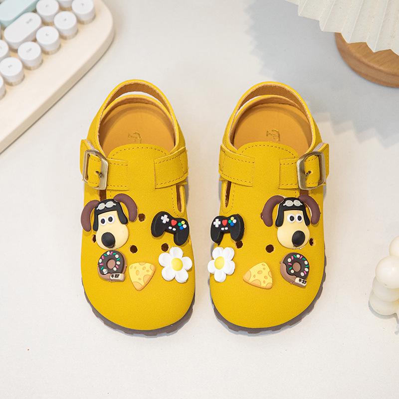 Детские Crocs Весна/Лето 2025: Сандалии с мягкой подошвой для мальчиков и девочек, обувь для первых шагов для младенцев и малышей.