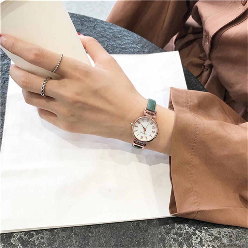 Женские модные кожаные часы