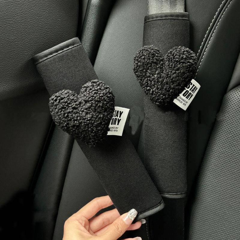 Милый чехол для ремня безопасности автомобиля в стиле ретро с красным сердцем, шелковый наплечный ремень, подушка для ремня безопасности, автомобильный протектор, забавный аксессуар для безопасности транспортного средства