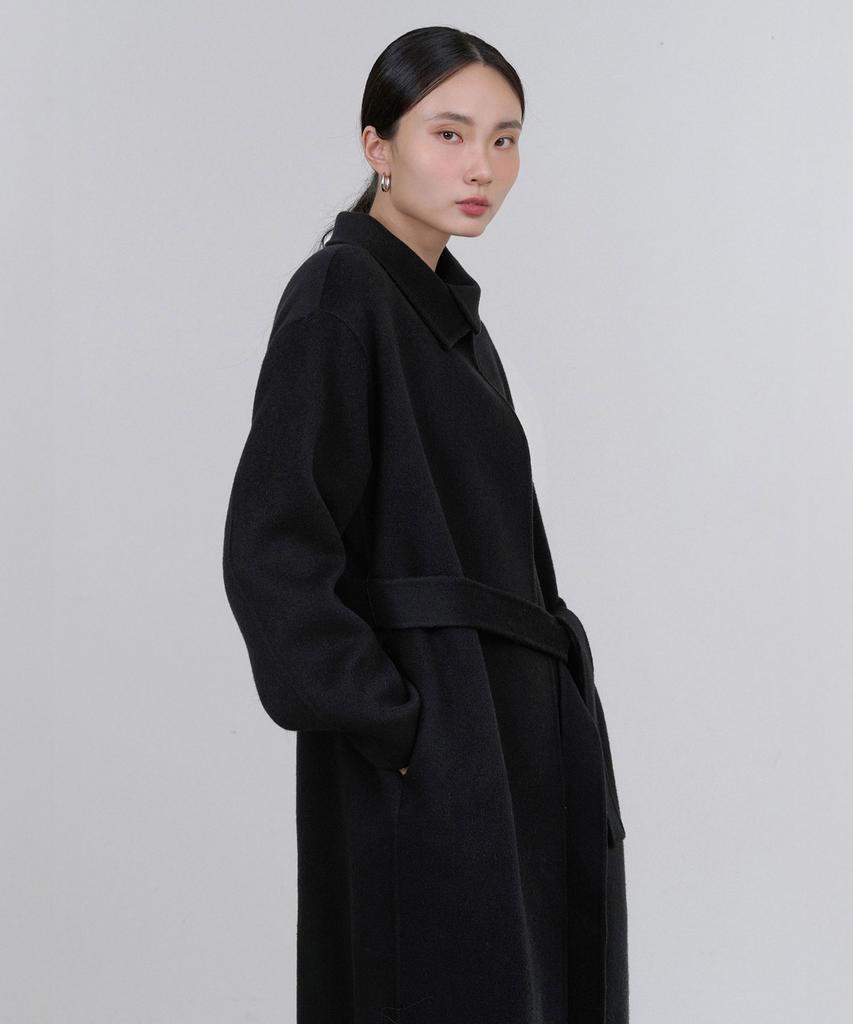 Ilroze Asymmetrical Collar Handmade Cashmere Coat (Black)