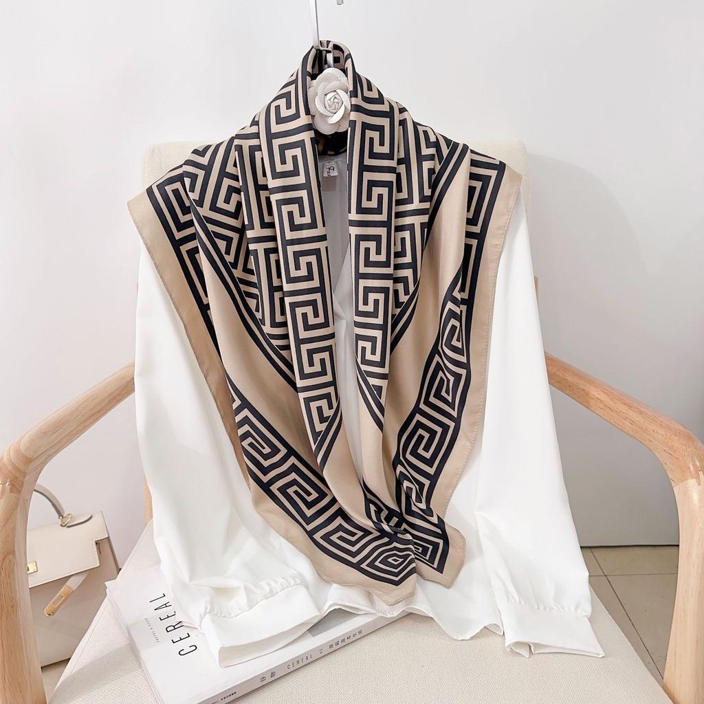 90CM Four Seasons Square Large Square Scarf Luxury Decorative Shirt Professional Headscarf Hairband Sunscreen Headscarf
