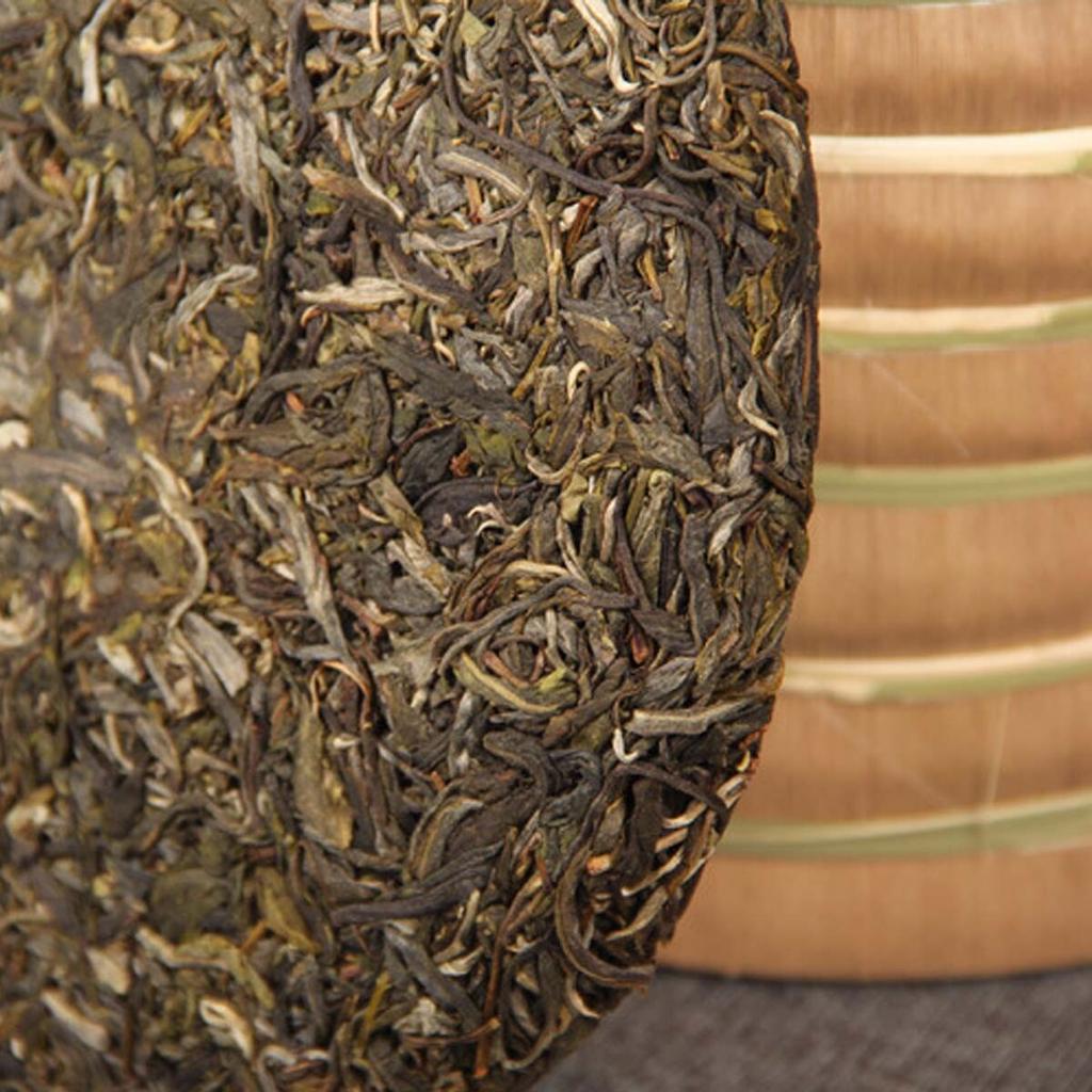 Select Sheng Puerh Tea Mingqian Ancient Tree Handmade Natural Health Care