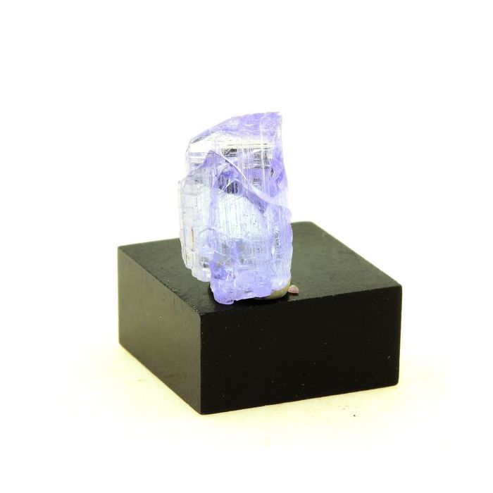Pierres et Minéraux. Tanzanite. 7.55 ct. Merelani Hills, Lelatema Mts, Tanzanie.