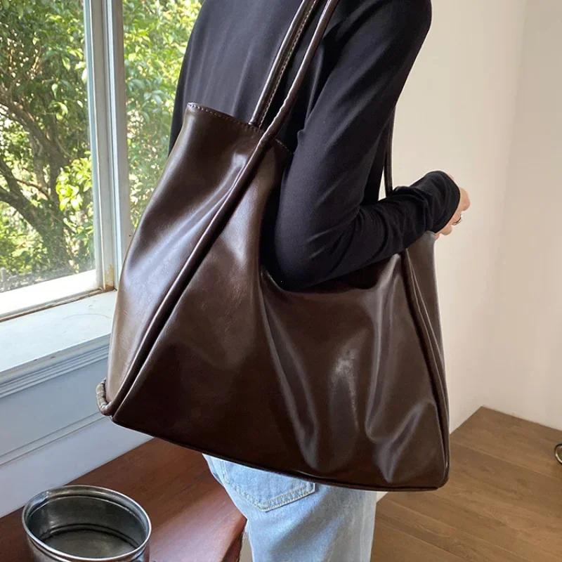 Portable Texture Tote Bag for Women Shoulder Underarm Bag, Commuting Bag, Large Capacity, Niche Design, Winter Autumn Handbags