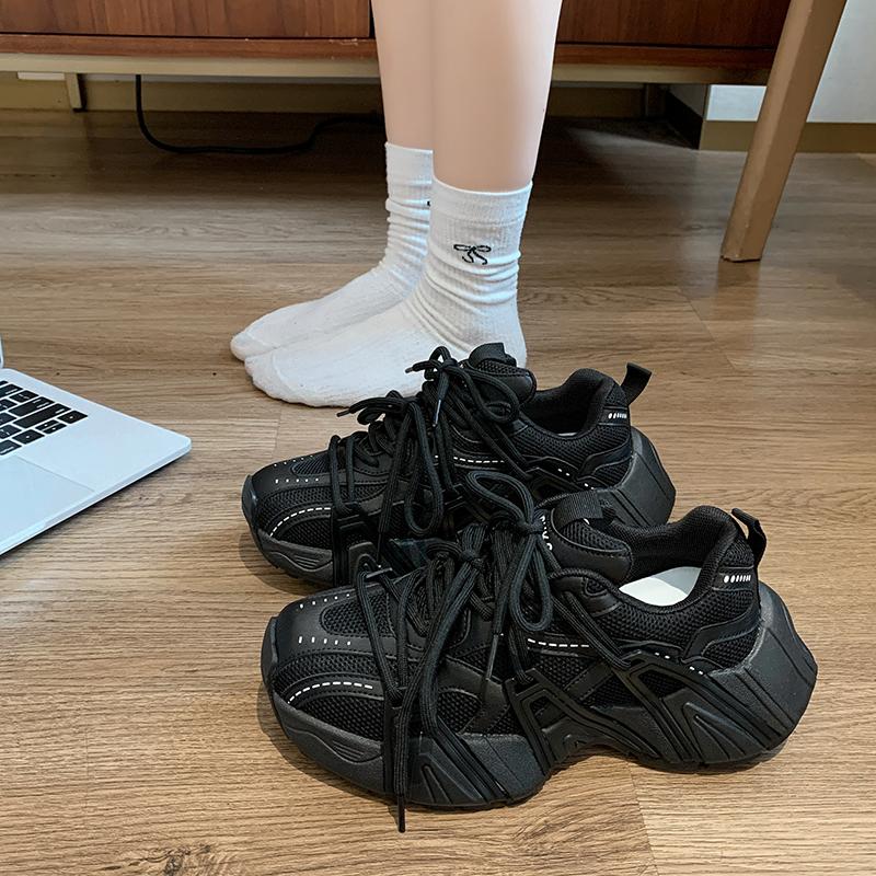 2024 Fashion Dad Shoes Breathable New Thick Sole Comfortable Sneakers Lace Up Casual Shoes Women Outdoor Sneakers Spring Autumn