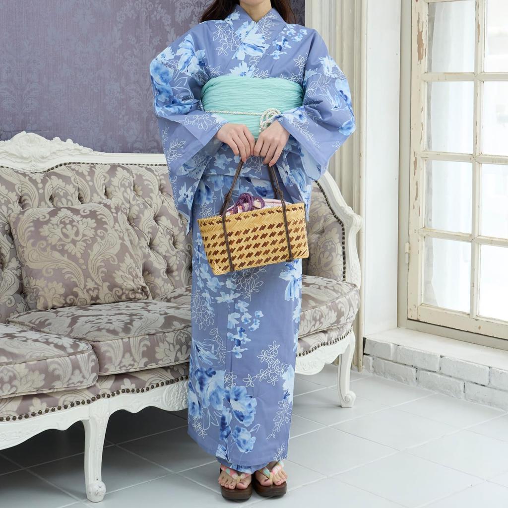 RAVIR Yukata with Watercolor Blue Fluffy Obi and Geta One Size Fits All Women's 3-Piece Set, Gray, Flowers, Belt, Sandals, Blue,