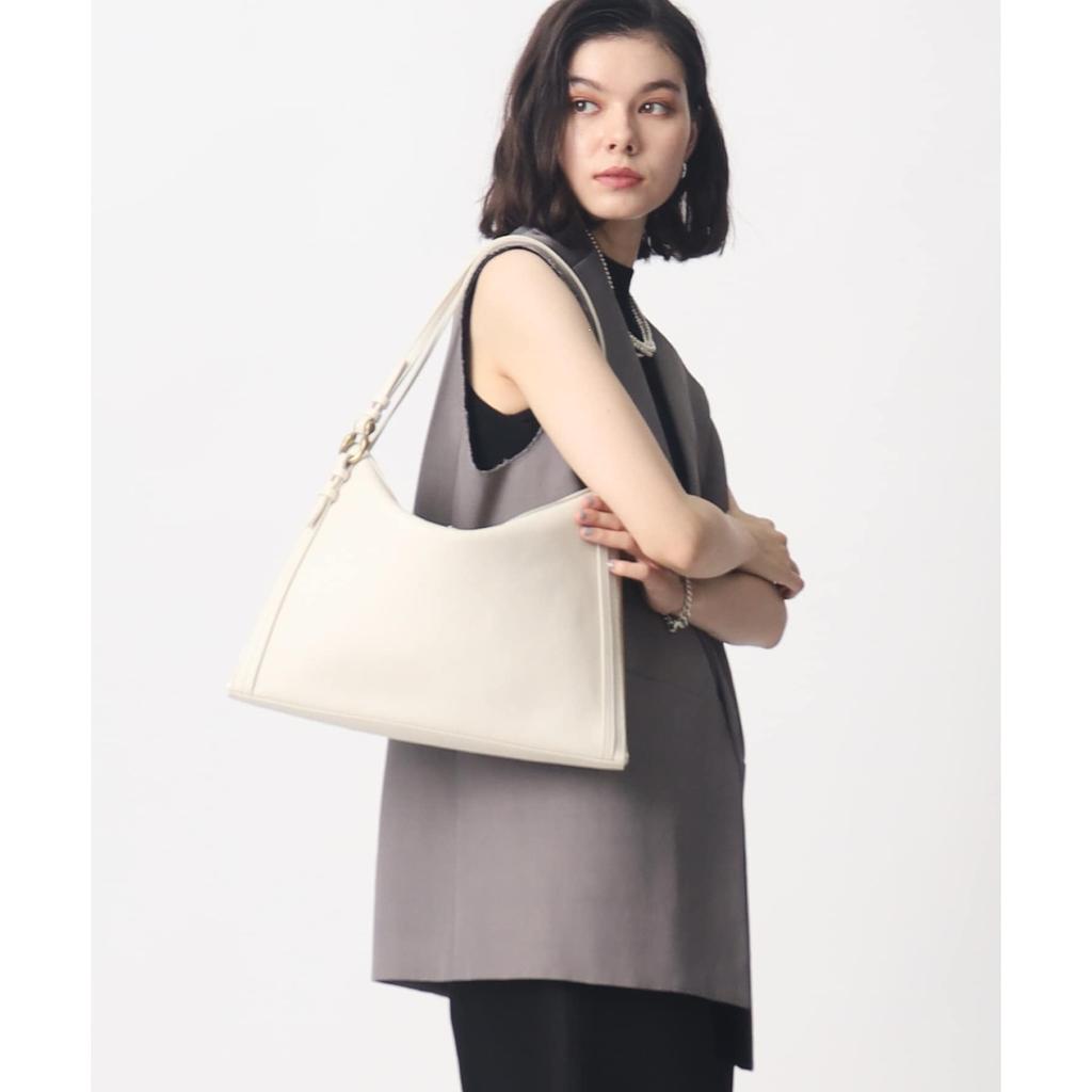 Toff Loadstone Move Soft Shrink Tote One Oyster Cowhide Leather & Bag, Size, White,