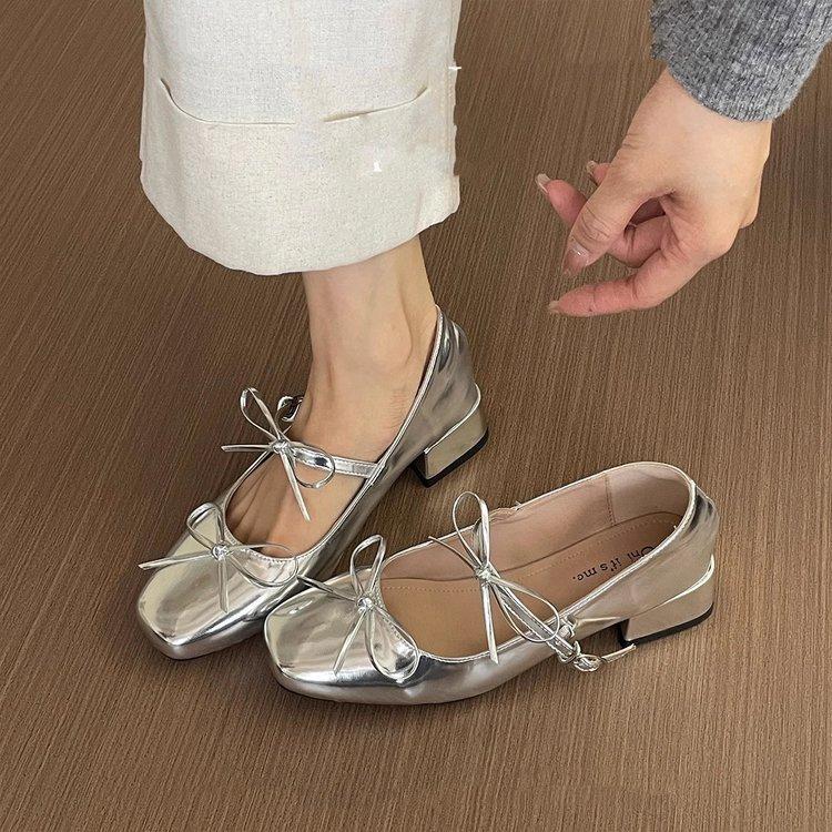 Французский бант легкий рот красные одинарные туфли женские весна и осень новые ретро фея балетки толстый каблук Мэри Джейн маленькие кожаные туфли