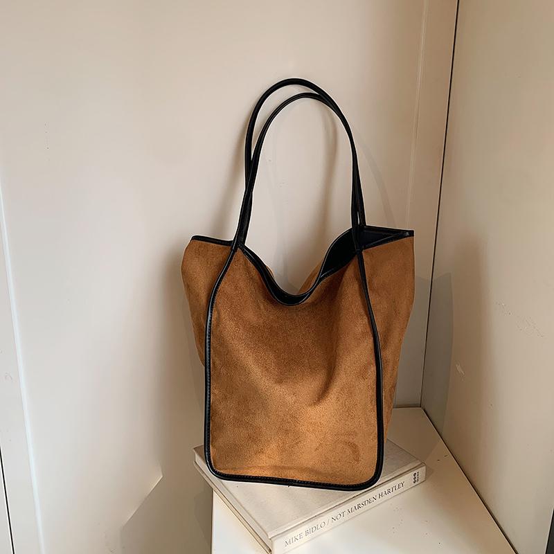 Vintage Suede Women's Bag Autumn New Casual Solid Color High Capacity Temperament Sense Versatile Single Shoulder Bag