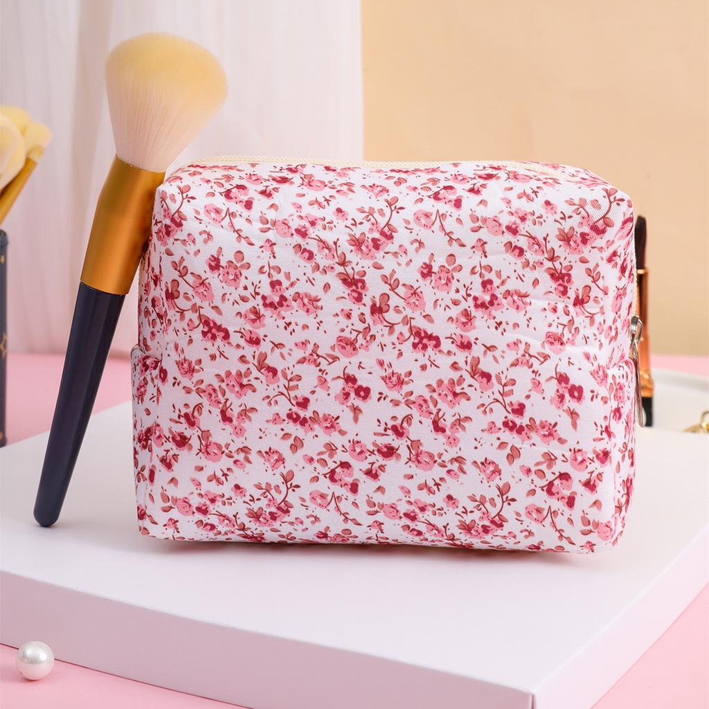 Women's Quilted Makeup Bag Floral Cosmetic Bag Beauty Travel Toiletry Bag Organizer Cotton Makeup Brushes Storage Case