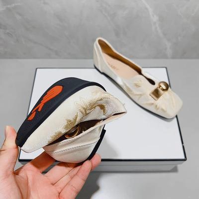 2025 г., новые китайские туфли на плоской подошве с вышитым цветочным рисунком, женские туфли в стиле ретро с квадратной металлической головкой, мягкая подошва, женские туфли Doudou