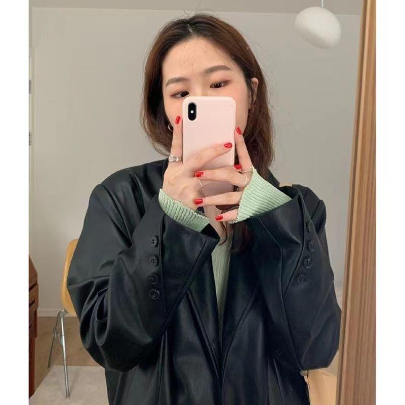 Женская свободная куртка из полиуретана в винтажном стиле с большим вырезом в черном и коричневом цветах