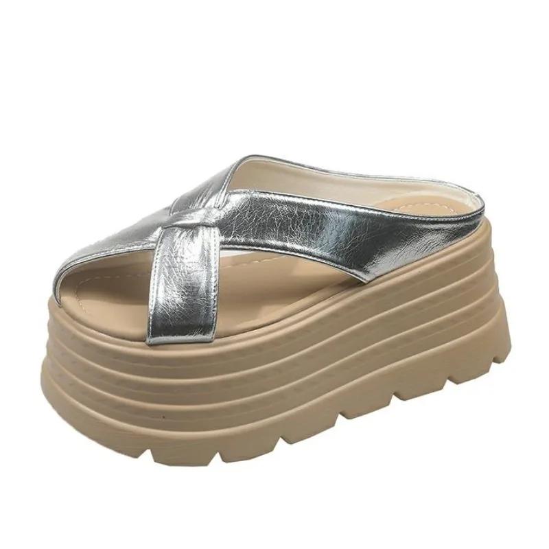 Модные 8 см Универсальные Ретро Женские Туфли 2025 Лето Сабо на Каблуке Увеличение Роста Женские Сандалии Леопардовый Толстый Новый Модный Скандал