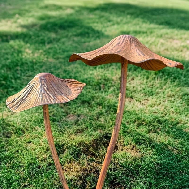 2PCS Stylish Mushroom Shape Garden Stake Antique Iron Art Ground Stake Weather Resistant Decoration For Outdoor Space