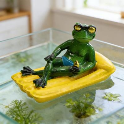Плавающая фигурка лягушки из смолы, забавная лягушка на круге для плавания, статуэтка для украшения сада, бассейна, пруда, цветочных горшков