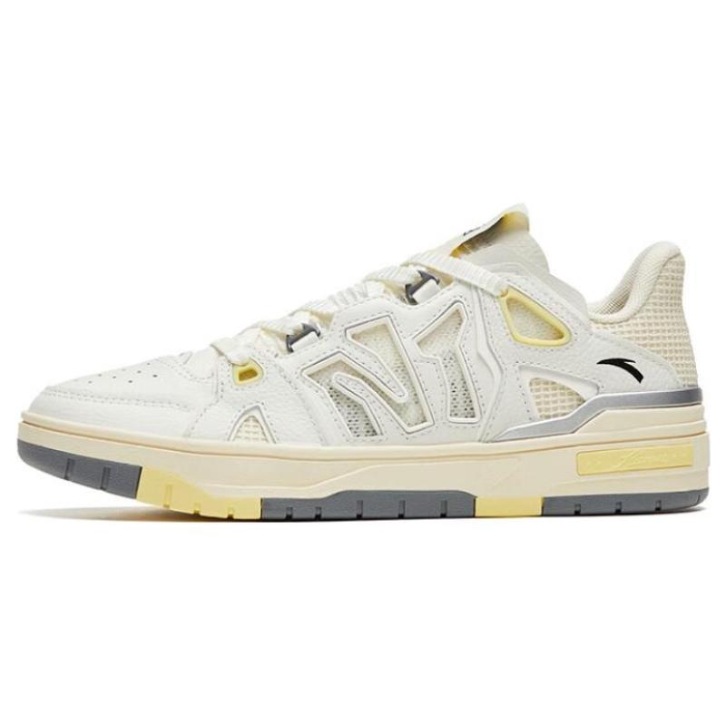Anta Flame 4.0 Anti-Slip Wear-Resistant Low-Top Skateboard Shoes Women's Ivory White Sneakers