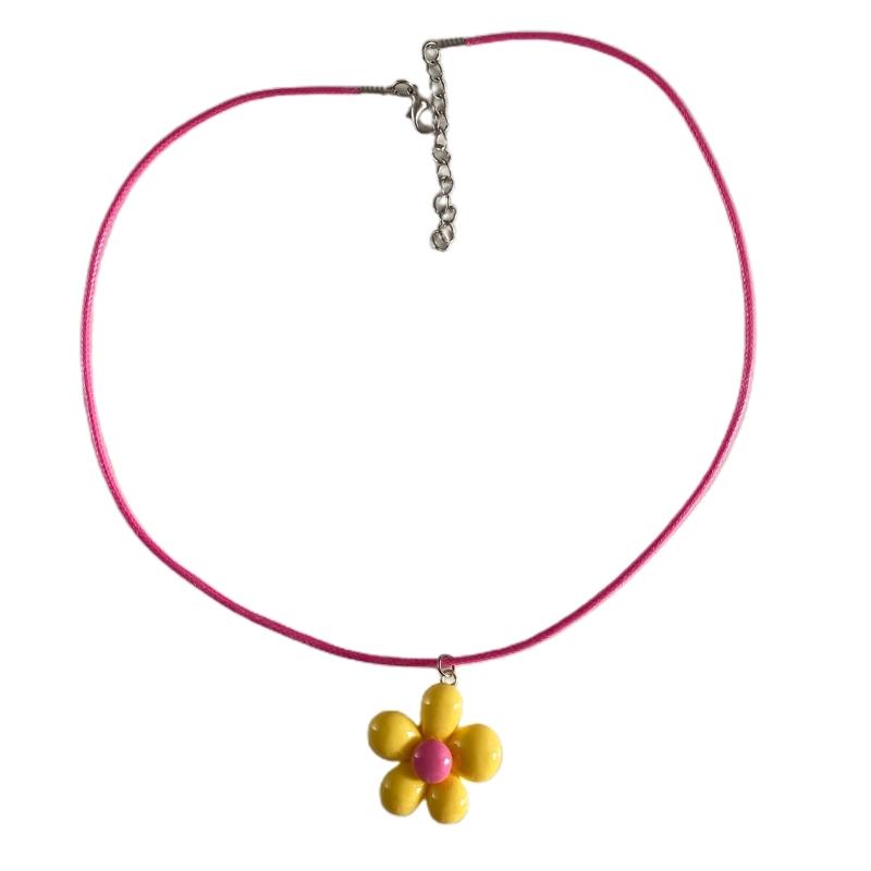 Cute Flower Necklace Colorful Pendant Necklace Romance Neck Jewelry Acrylic Material Gift for Girls and Youthful Women