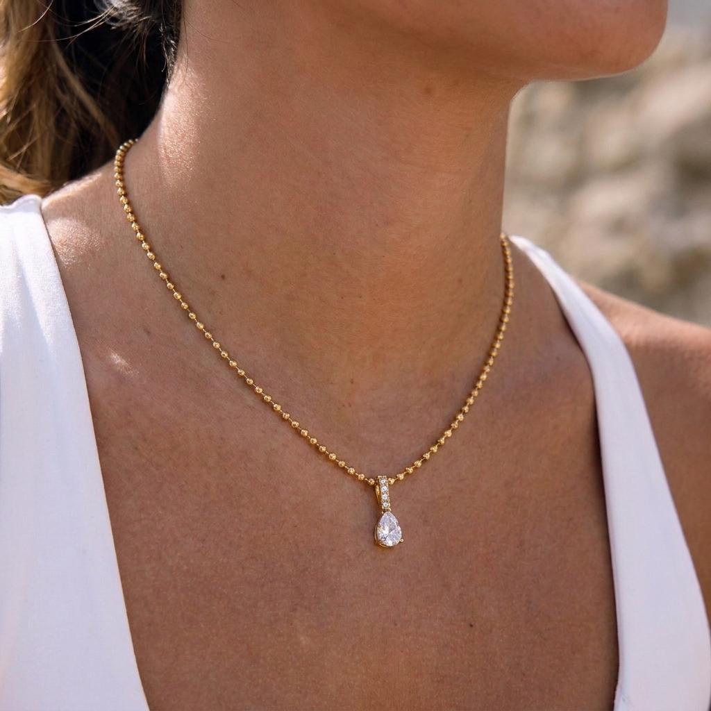 Dainty Stainless Steel Cubic Zirconia Teardrop Necklace for Women Elegant Geometric Clavicle Chain Party Jewelry Gift