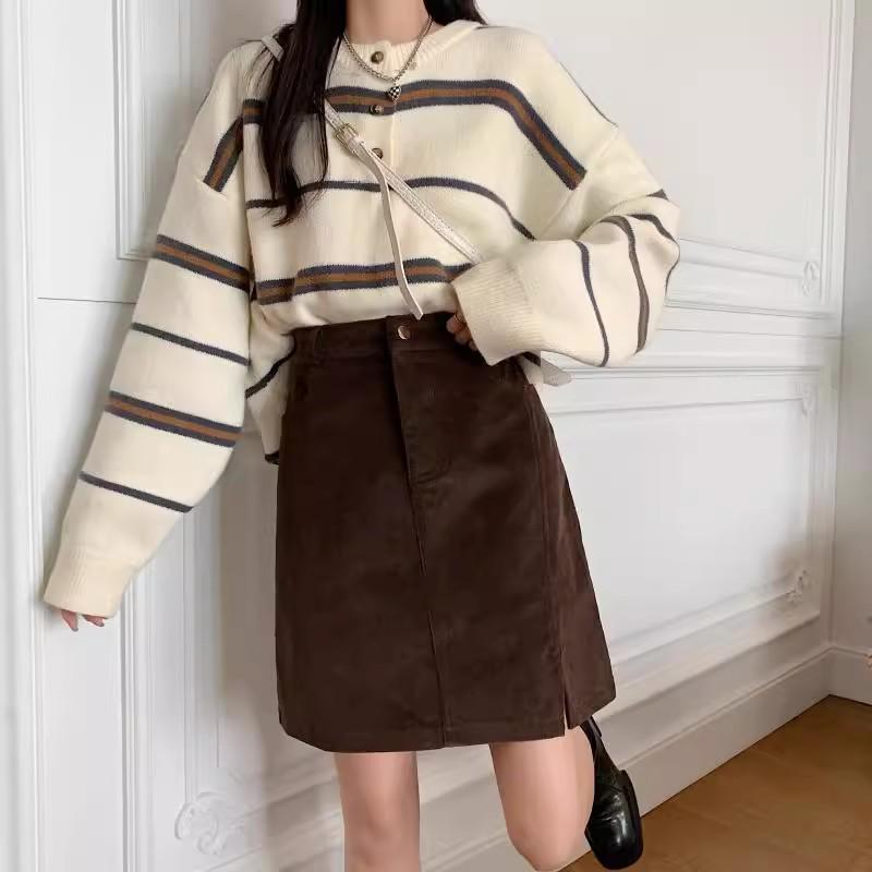 Миди-юбка А-силуэта из кофейного вельвета больших размеров с боковыми разрезами - Ретро облегающая модель, скрывающая бедра, для осени/зимы