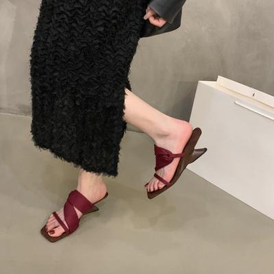 Красные крутые шлепанцы на танкетке, туфли феи, верхняя одежда, темперамент, с юбкой, сандалии