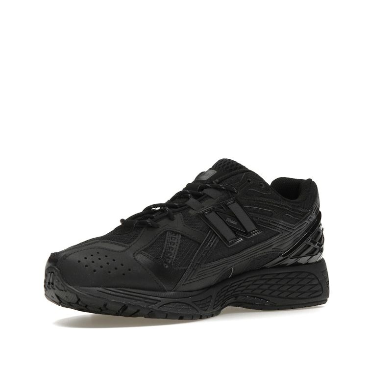 New Balance 1906U Triple Black Unisex Sneakers M1906NJ