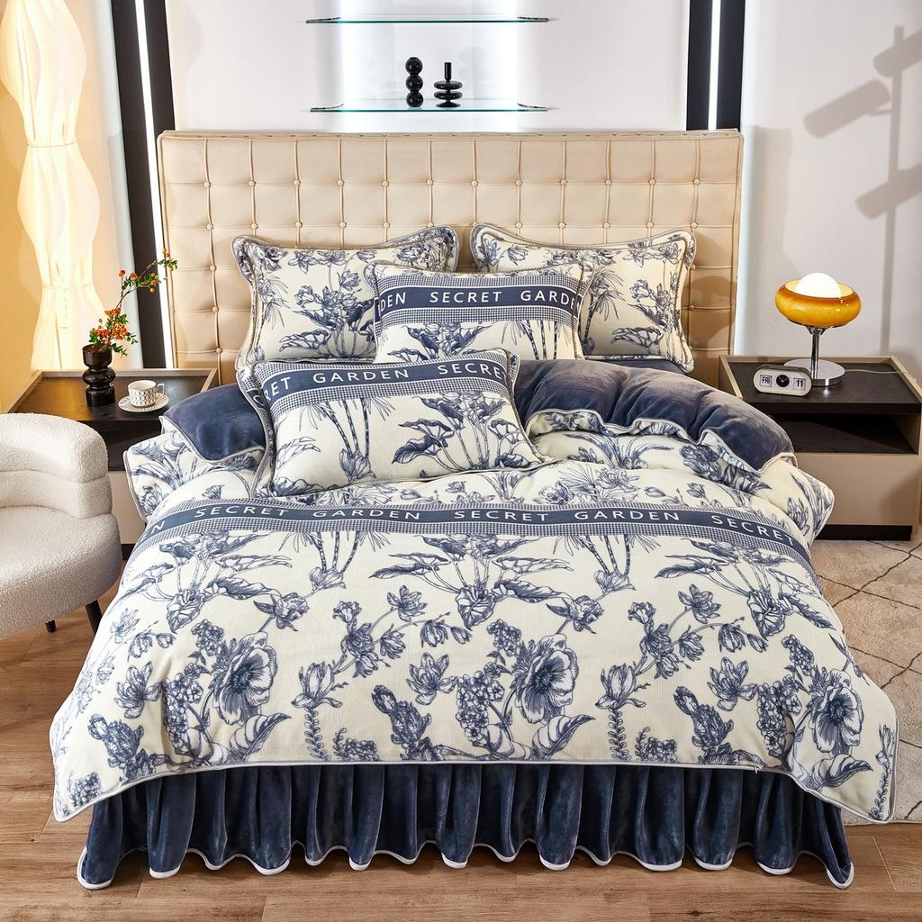 Light luxury high-end thickened milk fleece four-piece set, winter warm quilt cover, double-sided coral fleece anti-static three-piece set