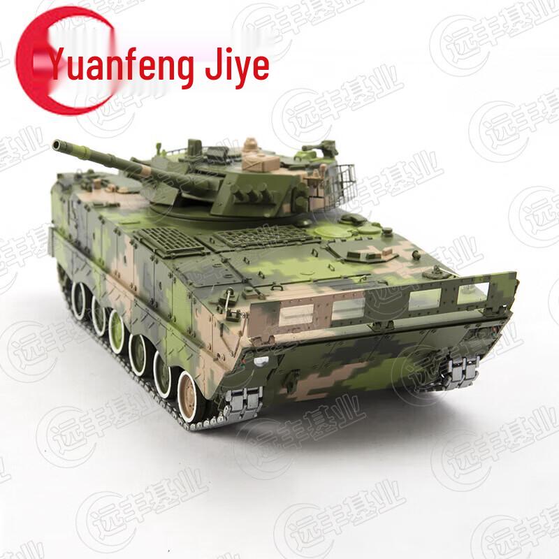 Модель военного бронированного автомобиля из литого металла