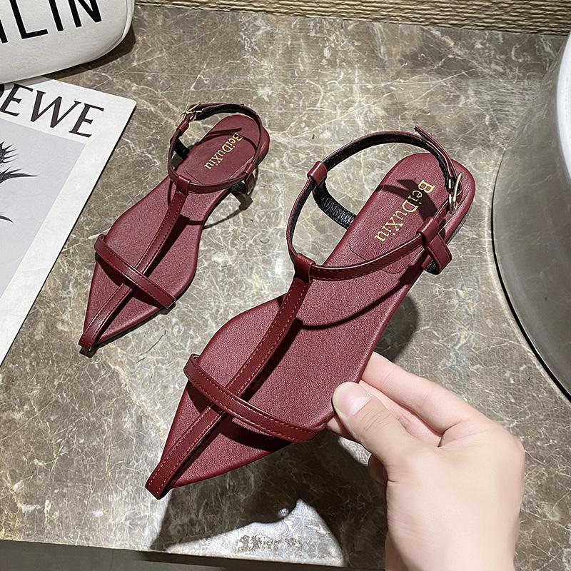 Модные женские сандалии на плоской подошве 2025 Лето Новый тренд Горячие продажи Женские элегантные платья Туфли для вечеринок Модные сандалии Zapatos De Mujer