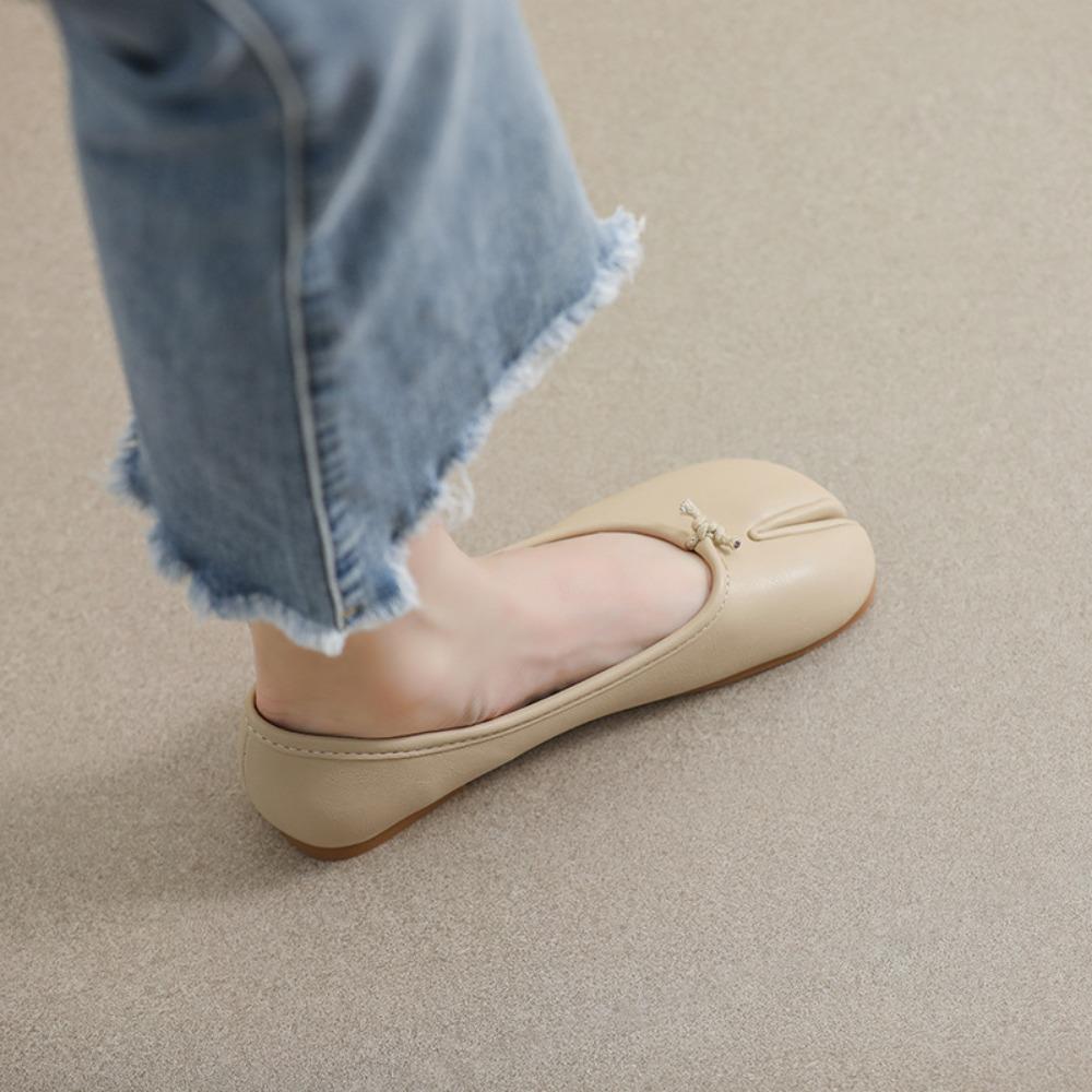 Women Flat Shoes Loafers Women's Flats 2024 New Split Toe Flat Sole Single Shoes Soft Sole Shallow Mouth Large Women's Shoes