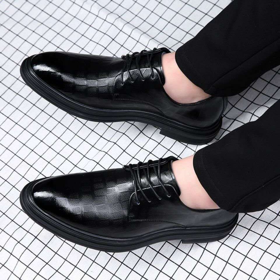 Официальная кожаная обувь. Мужская новая деловая повседневная кожаная мужская обувь. Мягкая подошва с мягкой поверхностью. Корейский стиль. Британская обувь.