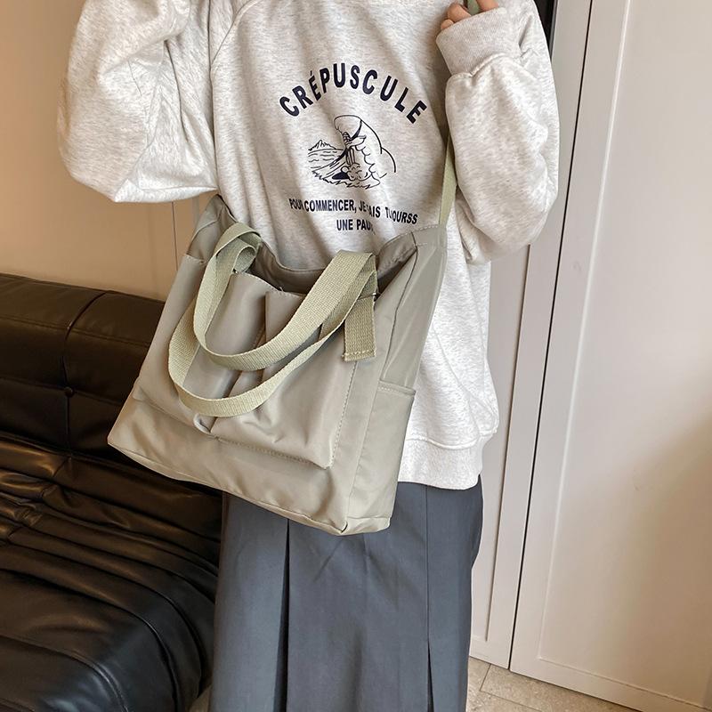 Женская сумка новая модная сумка-мессенджер для поездок на работу, студенческая сумка большой вместимости для книг, японская и корейская холщовая сумка-мессенджер с двойным карманом