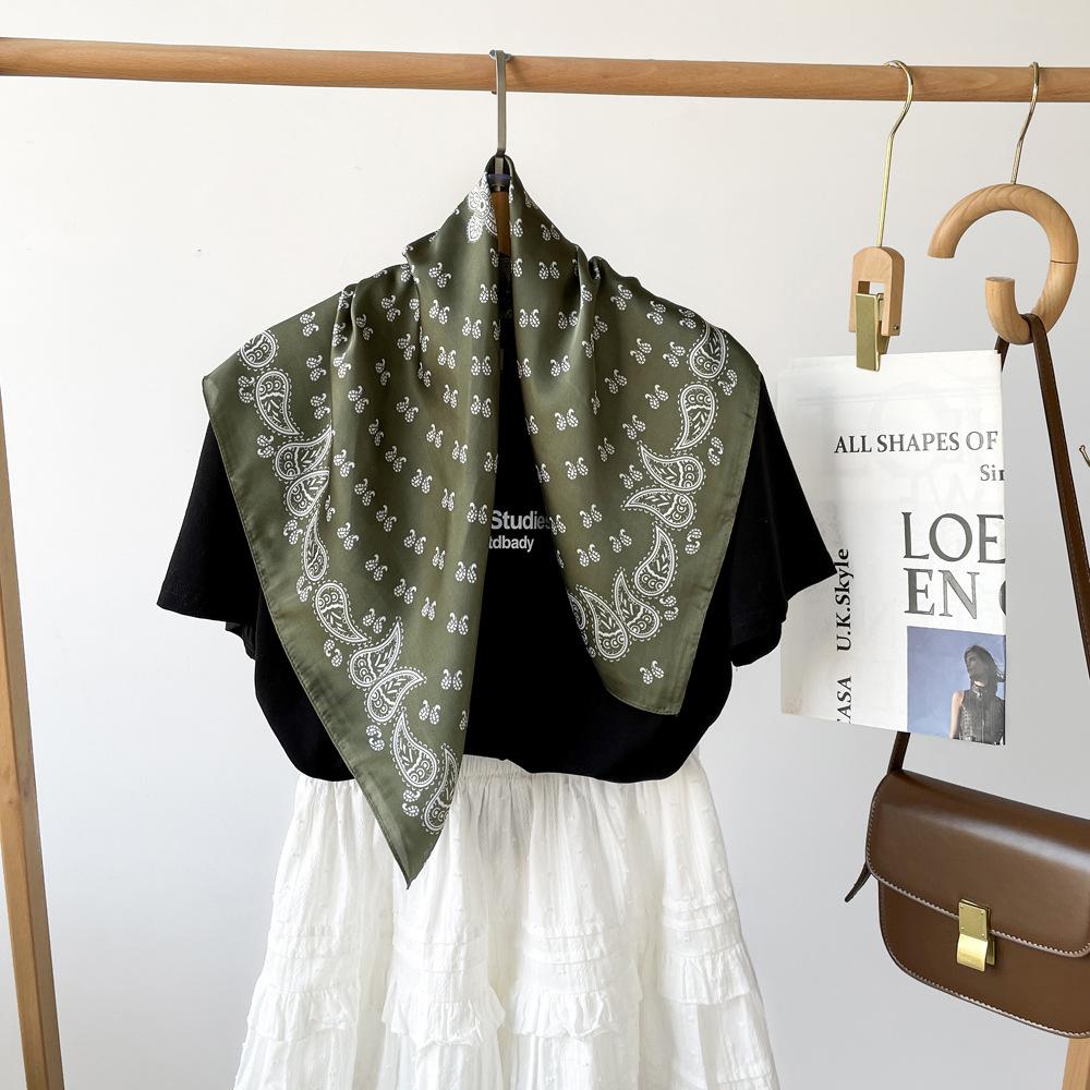 New high-end silk scarf women's European and American blue cashew print scarf small square scarf with headscarf wholesale