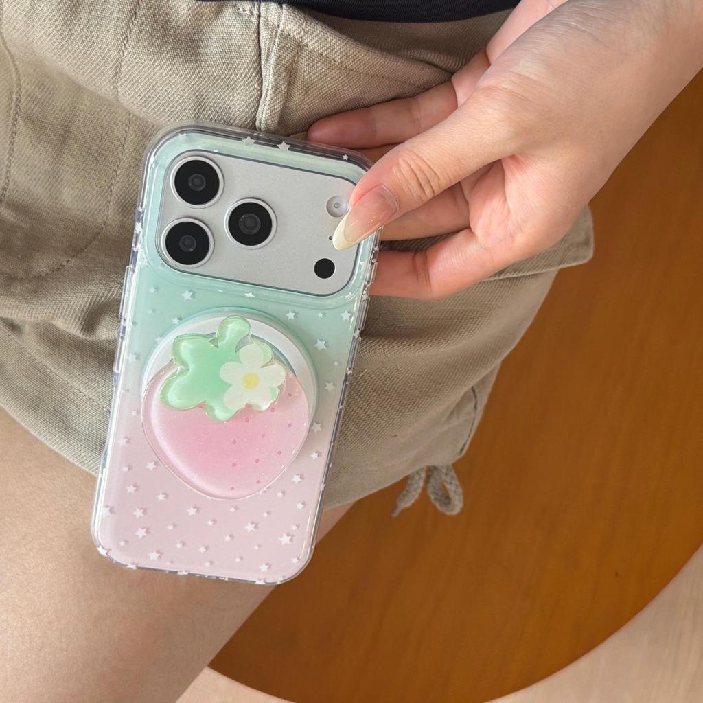 Магнитный чехол для iPhone 17/16 Pro "Клубничный нимб" с защитой от падений