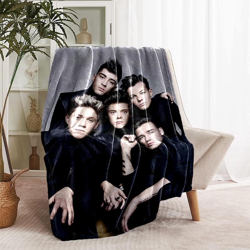 1pc Blanket One Direction Print Design, Lightweight Blanket for Sofa, Bed- Soft &Warm, Gift for All Seasons like Christmas, Halloween