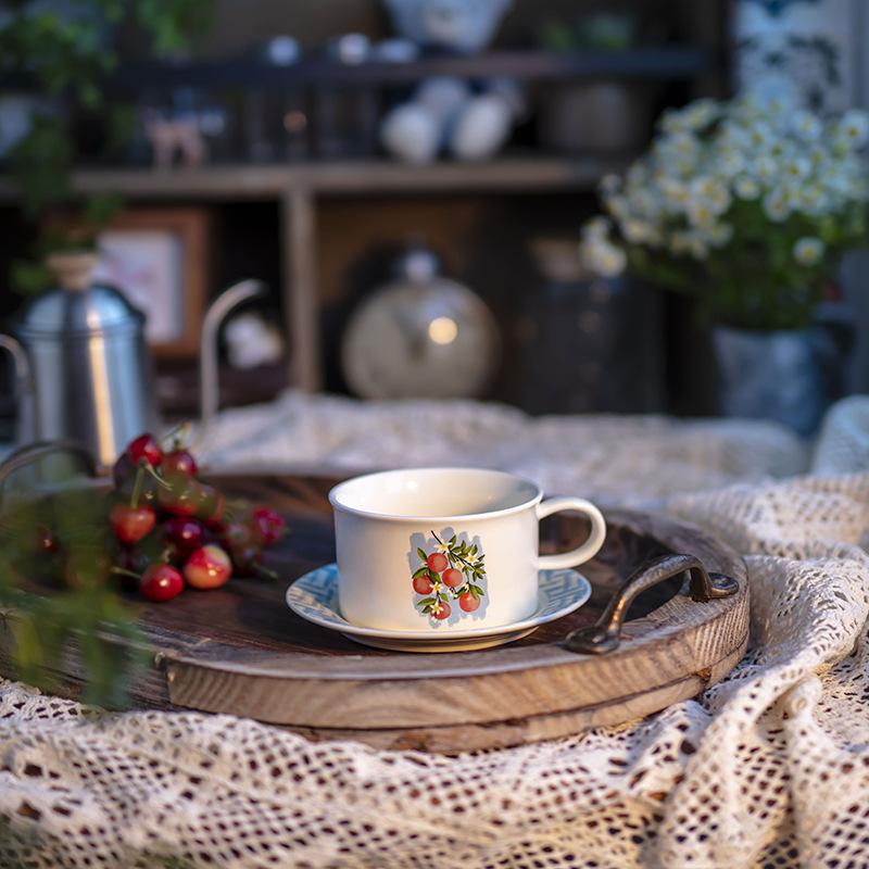 Medieval Style Wide Mouth Ceramic Coffee Cup Saucer Retro Fox Creative Fruit Afternoon Tea Teacup High Value Latte Cup