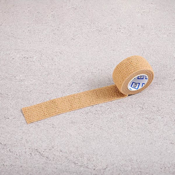 1 самоклеящаяся эластичная лента 2,5 см x 4,5 м