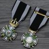 Прусский Рыцарский Орден Гогенцоллернов с Двумя Мечами - Реквизит для Фильмов и ТВ