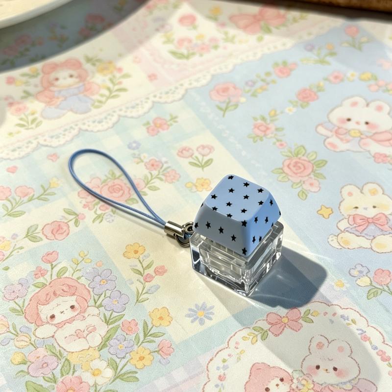 Stress Relief Fidget Keychain Cute Star Print Keyboard Shaped Portable Sensory Toy for School Backpack Pendants