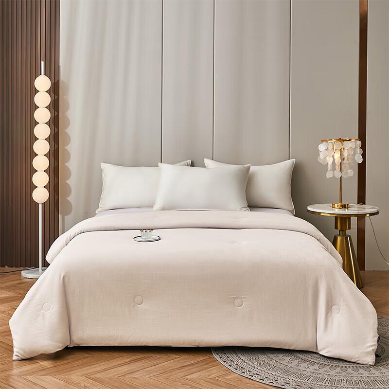 Grace Cloud Silk Cashmere Protein All-Season Quilt