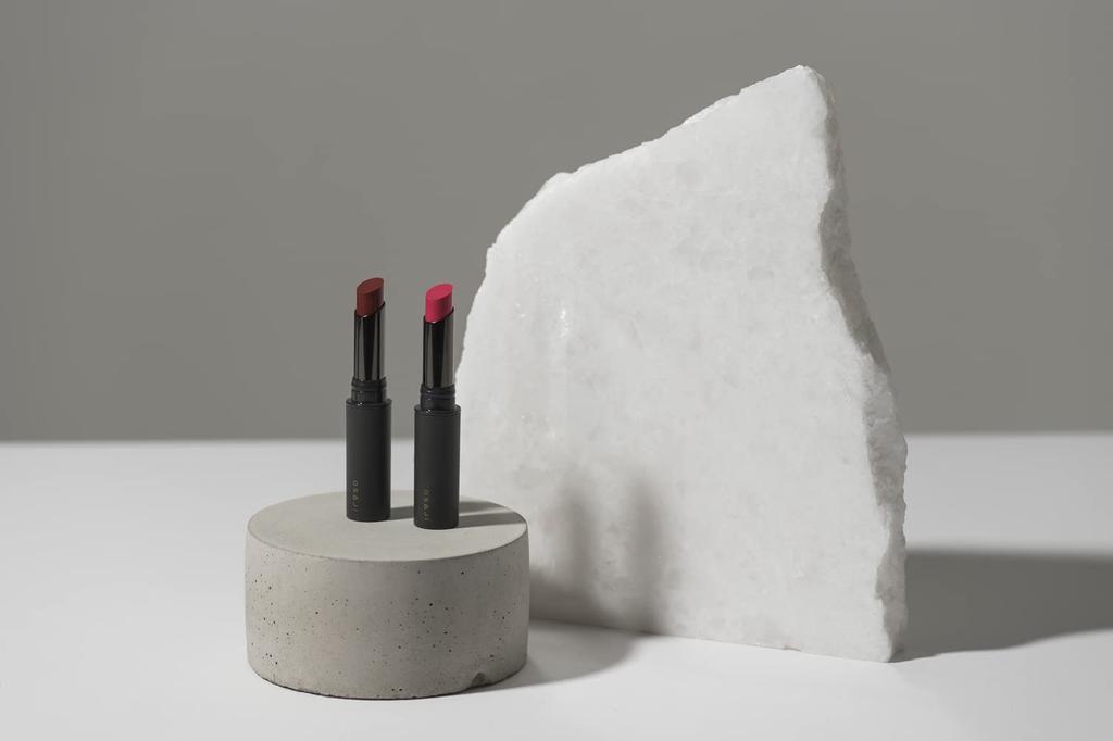 Osaji Nuance Lipstick для чувствительной кожи, вписывается в не растекается на румянах 2 г 16 Usuhari [Защита губ, благоприятная для кожи, кожа, кожа, губы, блеск]