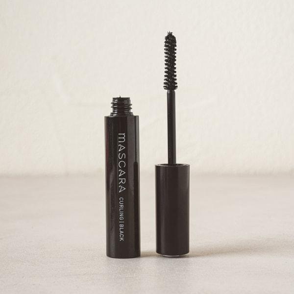 Подкручивающая тушь для ресниц Lovely Makeup