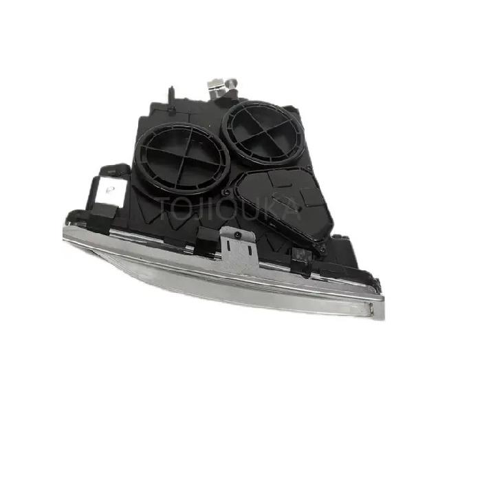 21297918 21297917 For Volvo Truck Fog Light OEM Left 21123541 21123540 Right 21123531 21297909 21035690