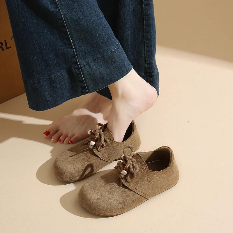 Fashion Women Large-size Beaded Casual Shoes Female 2025 New Women Flat Sneakers Retro 2025 Autumn New Lace-up Moral Training Shoes