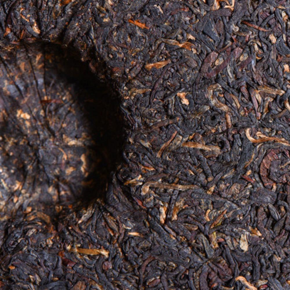 357g Yunnan Dian Hong Black Tea Cake Pu-erh Spring Tea