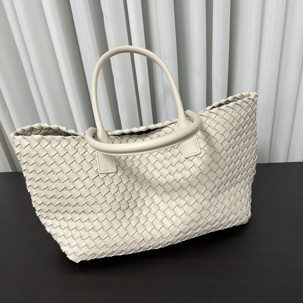 Новая ручная одноплечевая кожаная плетеная женская сумка-тоут, большая вместимость, повседневная плетеная сумка для овощей