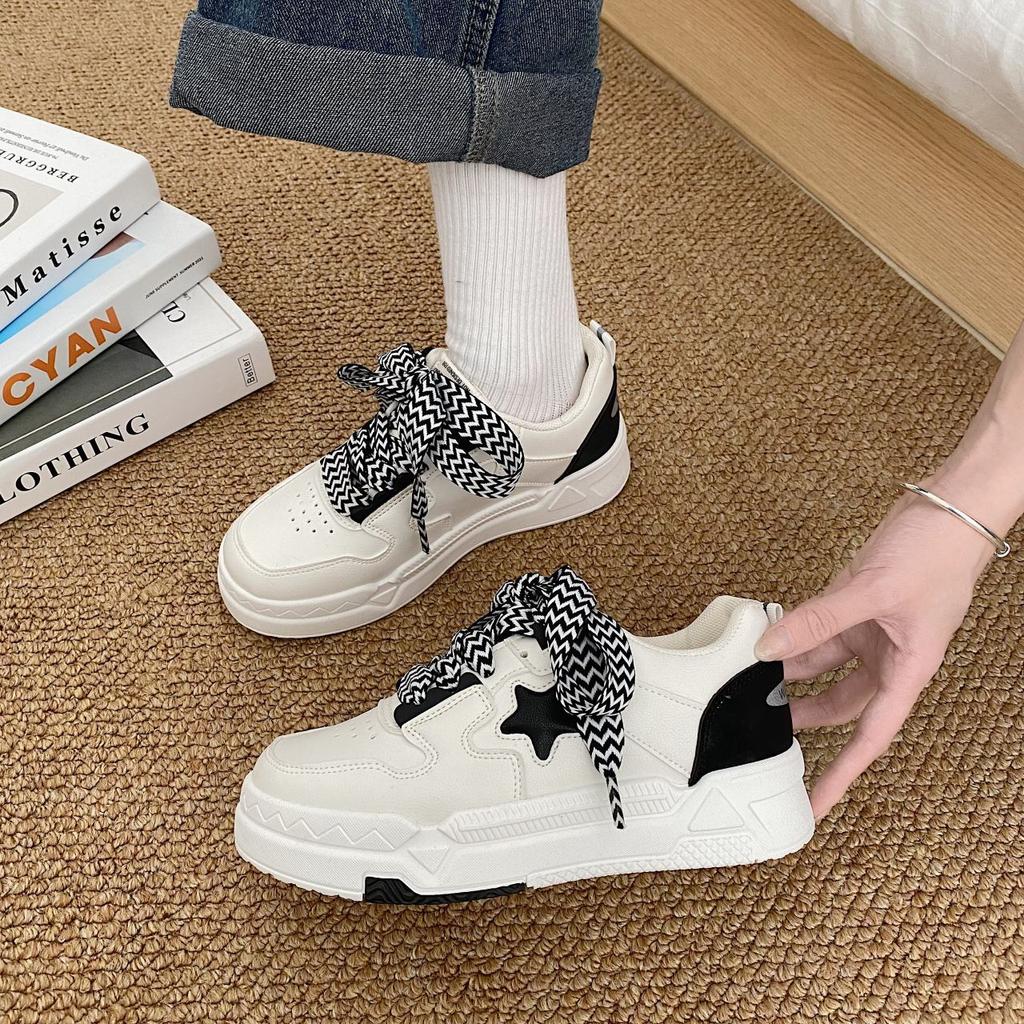 Белые туфли женские на толстой подошве универсальные повседневные студенческие спортивные туфли для сноубординга