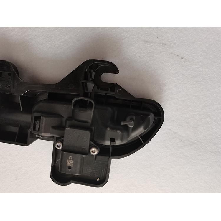 Дверная ручка наружная левая для TESLA MODEL Y OE:1528114-00-Д