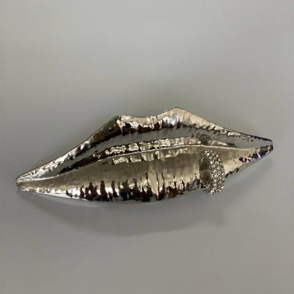 Metal Plated Big Lips-Shaped Ring Exaggerated Finger Jewelry Trendy Lips Open Ring for Women